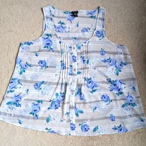 Torrid Floral Split Back Tank size 2x